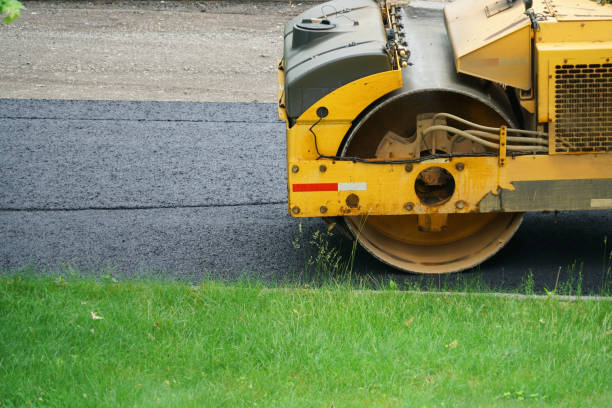 Best Driveway Resurfacing Pavers  in Manawa, WI